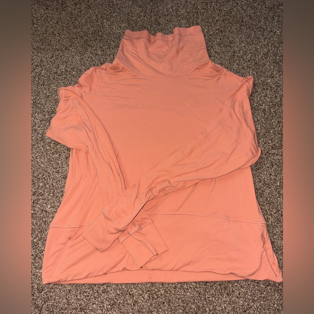 Lululemon Turtleneck Long sleeve top
